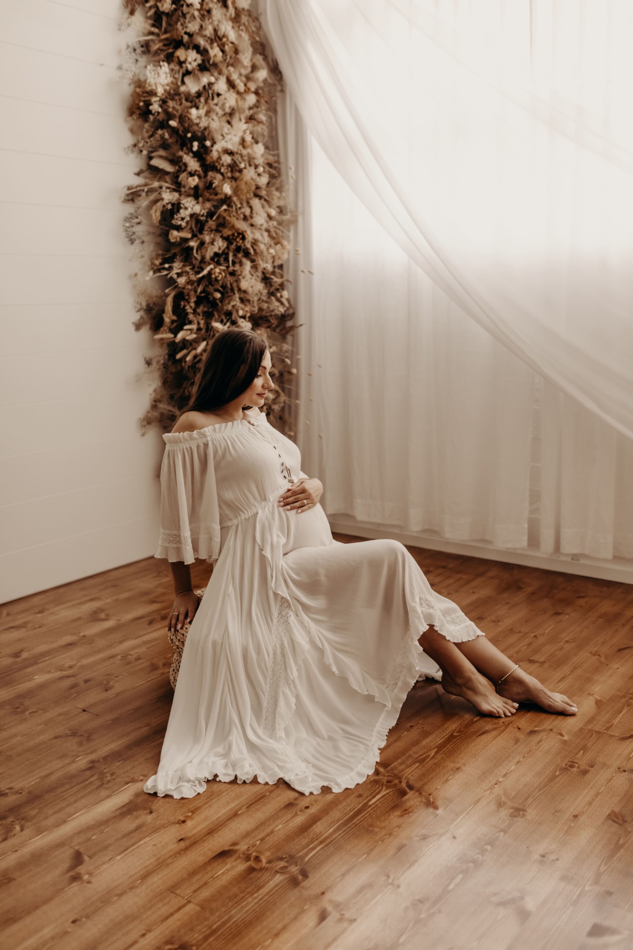 Daria-Maternity-Studio-Session-2021(75)-min
