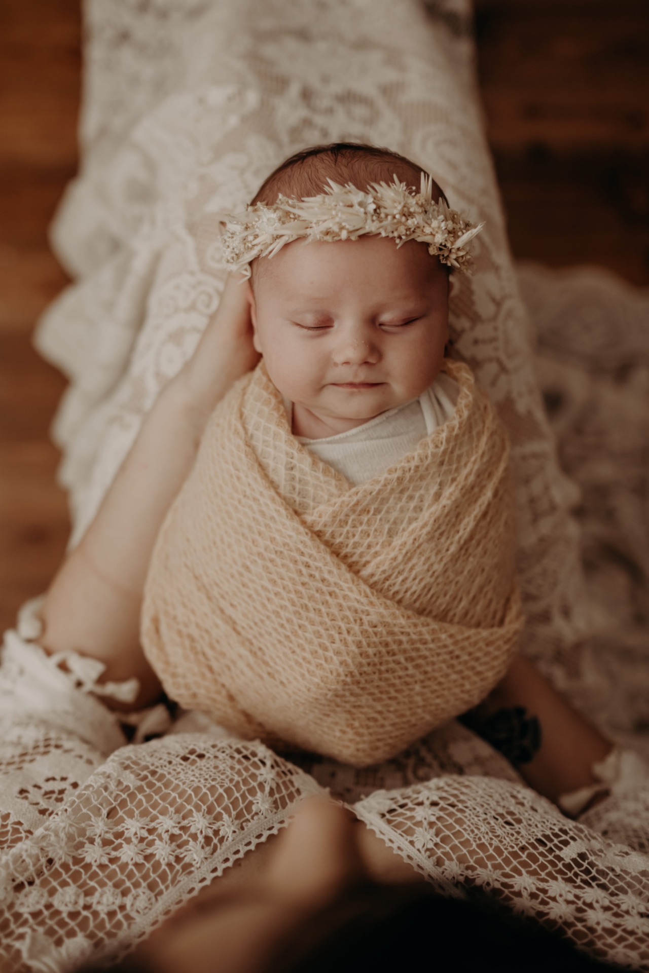 Sofie-Newborn-Studio-Session-2022(290)-min